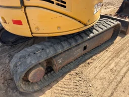 
										2013 John Deere 27D Mini Excavator full									