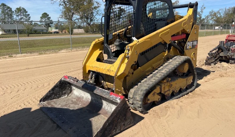 
								2019 Caterpillar 259D Compact Track Loader full									