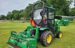 
										2017 John Deere 2025R Tractor with Loader, Tiller full									