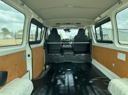 
										2019 Toyota Hiace LWB Petrol full									