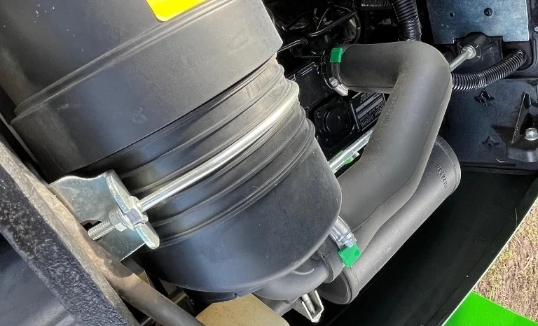 
								2018 John Deere 1025R Tractor – Loader, Backhoe & Mower full									