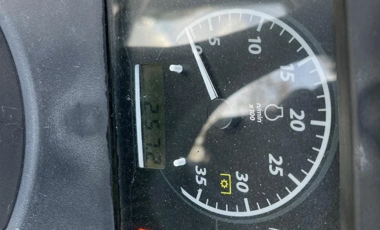 
								2018 John Deere 1025R Tractor – Loader, Backhoe & Mower full									